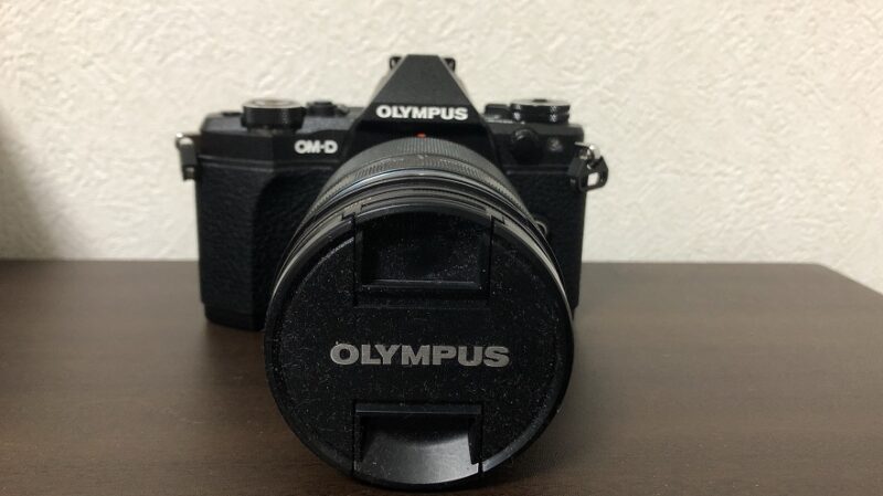 OLYMPUS OM-D E-M5 MarkⅡ