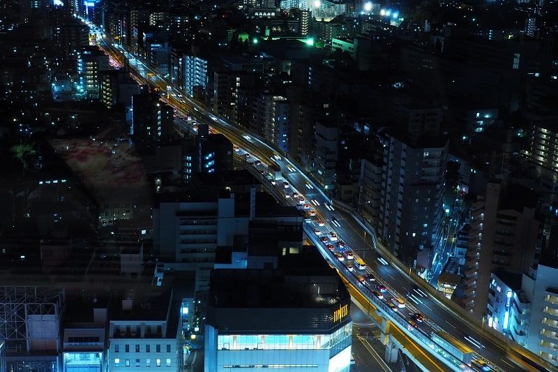 夜の首都高速3号渋谷線