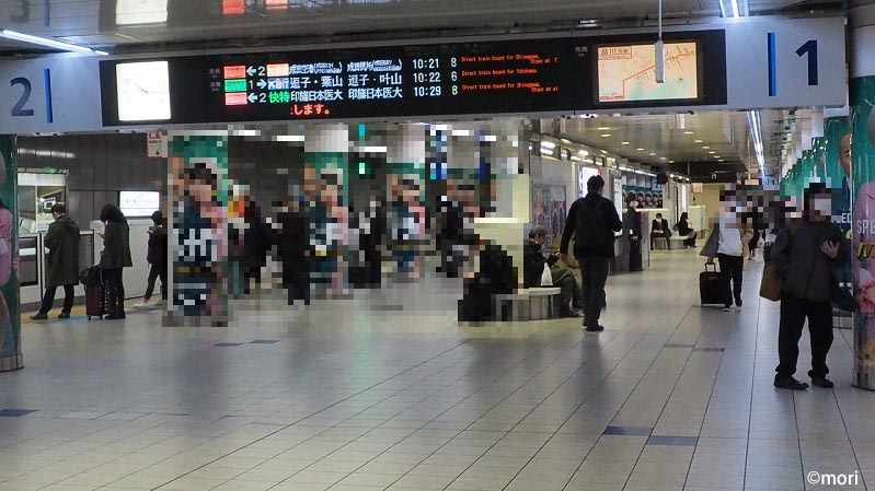 京急線羽田空港第1・第2ターミナル駅ホーム